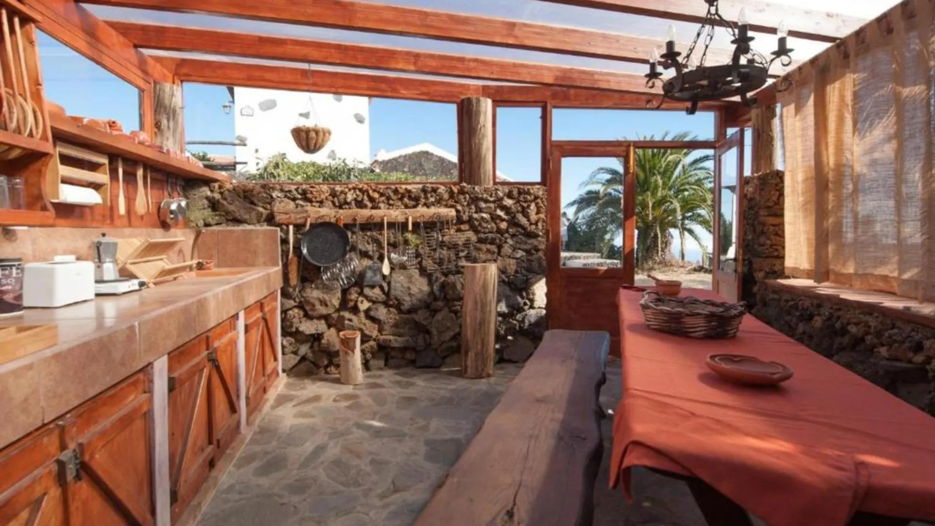 Relajate En Un Entorno Acogedor Con Vistas Y Bbq Spain