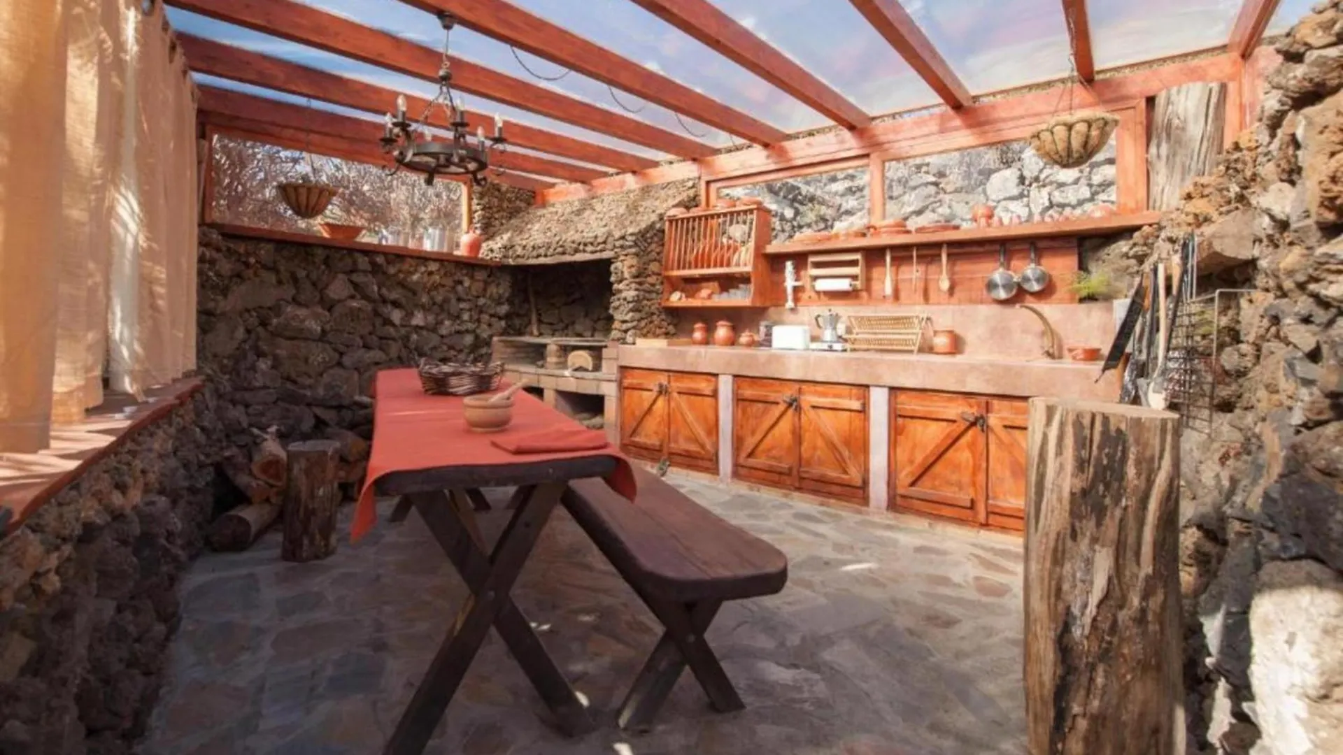 Relajate En Un Entorno Acogedor Con Vistas Y Bbq location